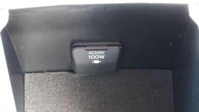 Toyota Hilux DC 2.8 Extra 220v 100W socket