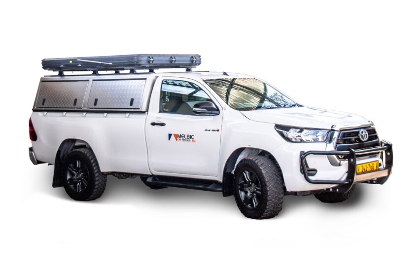 2.4 Toyota Hilux Single Cab Closed