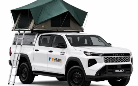 Toyota Hilux Double Cab 2.8 SRX - 2 Pax Camping