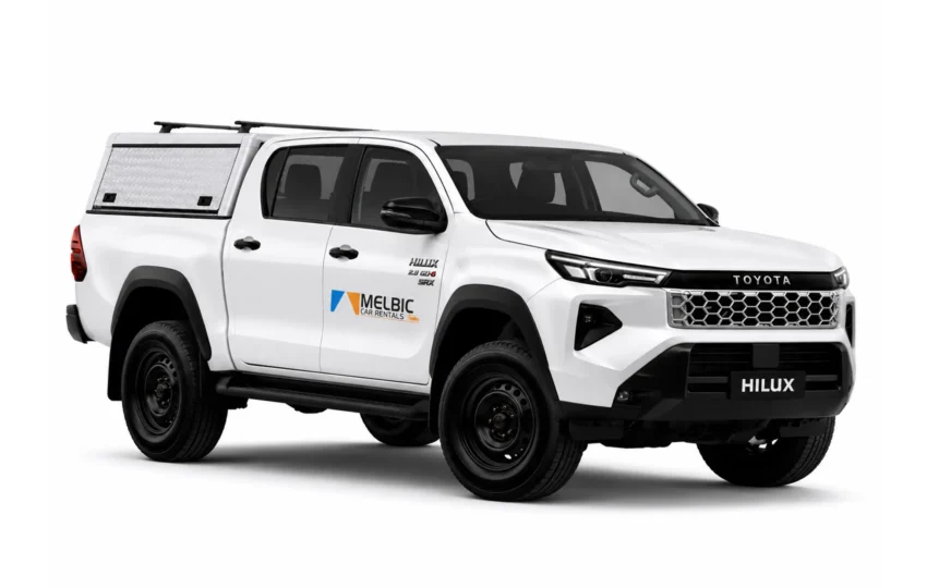 Toyota Hilux Double Cab 2.8 SRX - Standard